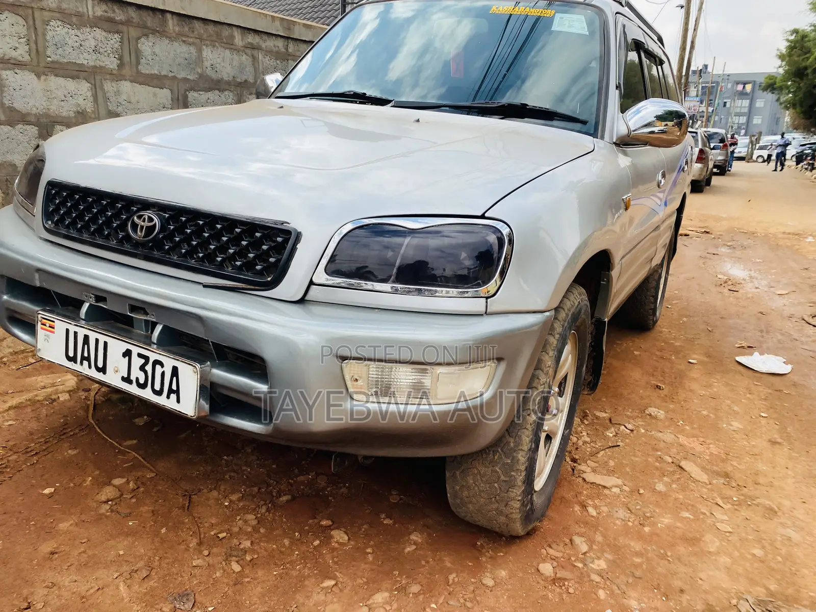 Toyota RAV4 1999 Silver