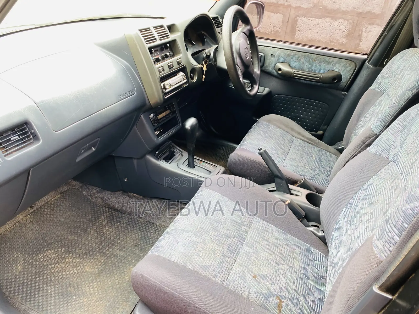 Toyota RAV4 1999 Silver