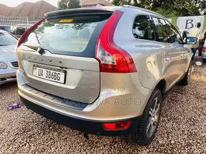 Volvo XC60 2012 Brown