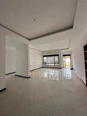 5bdrm Bungalow in Mawule Estate, Central Division for sale
