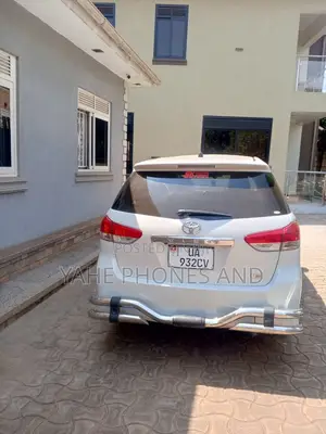 Toyota Wish 2009 White