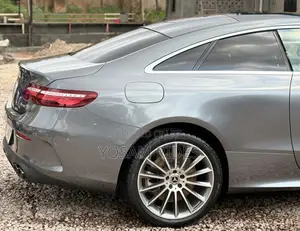 Mercedes-Benz E400 2019 Gray