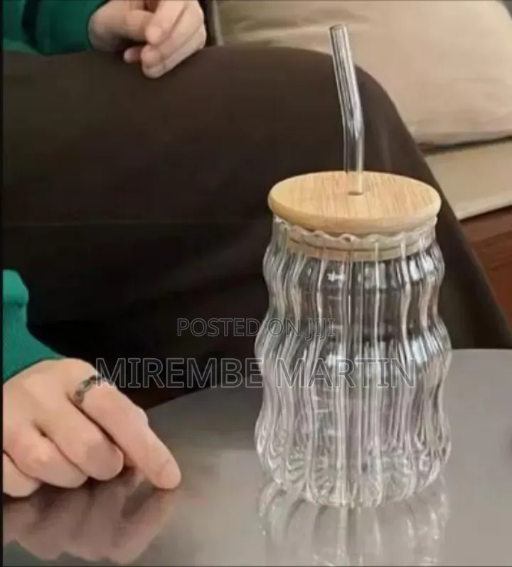 Wave Ripple Glass Drinking Tumbler With Wooden Lid and Glass Straw
