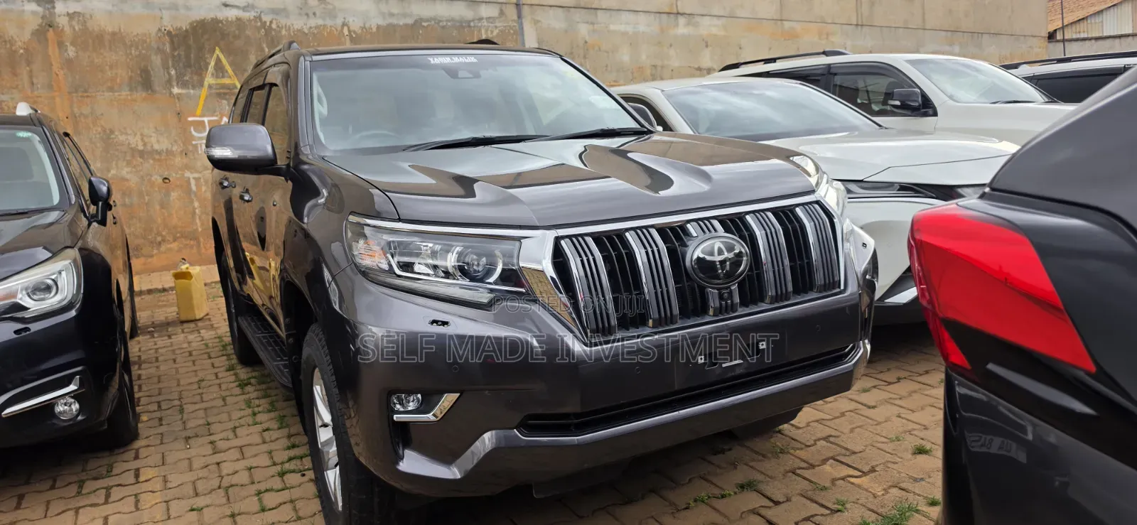 Toyota Land Cruiser Prado 2018 Gray
