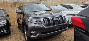 Toyota Land Cruiser Prado 2018 Gray