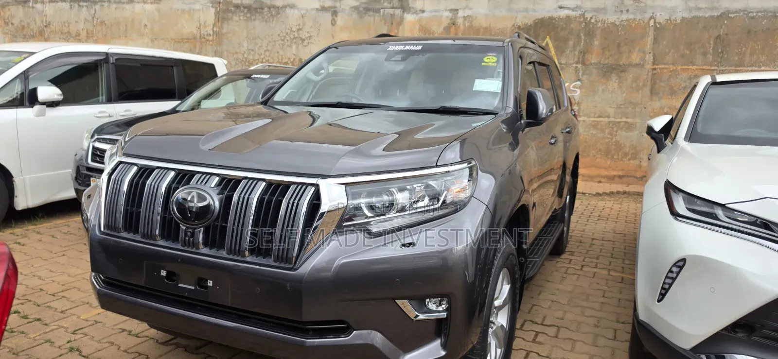 Toyota Land Cruiser Prado 2018 Gray