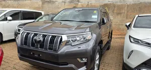 Toyota Land Cruiser Prado 2018 Gray