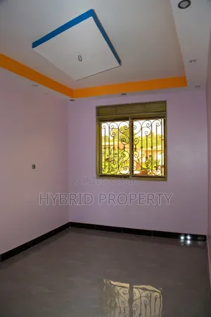 4bdrm Penthouse in Senge~Wakiso Along for sale