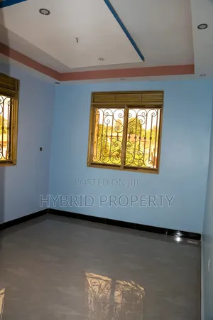 4bdrm Penthouse in Senge~Wakiso Along for sale