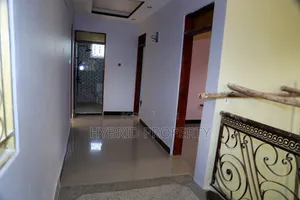 4bdrm Penthouse in Senge~Wakiso Along for sale