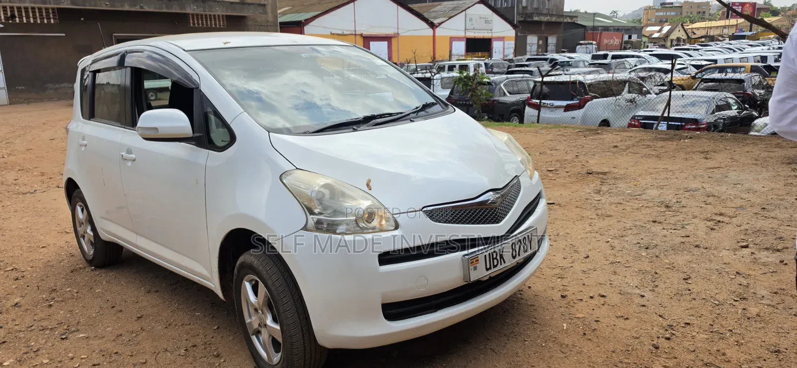 Toyota Ractis 2009 White