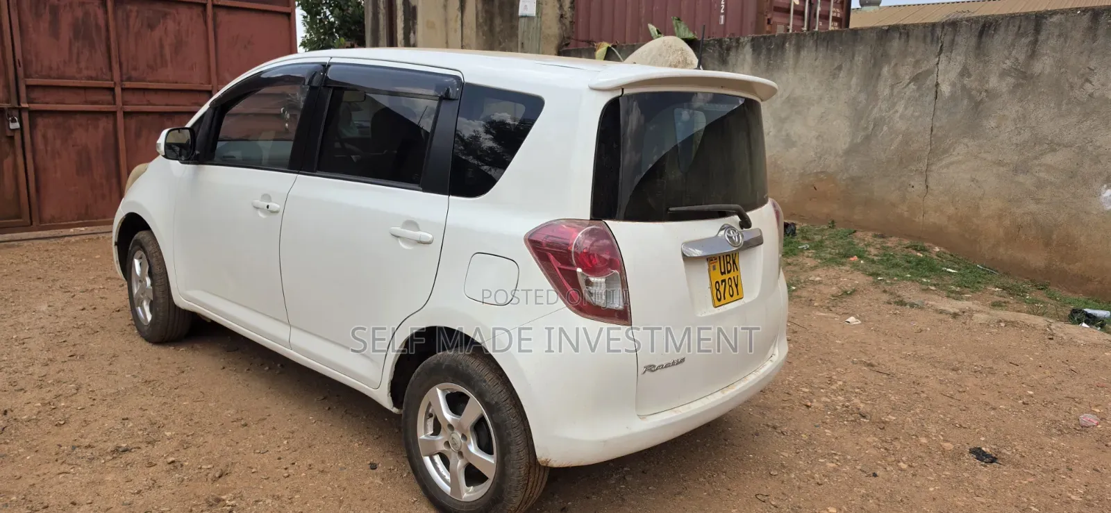 Toyota Ractis 2009 White