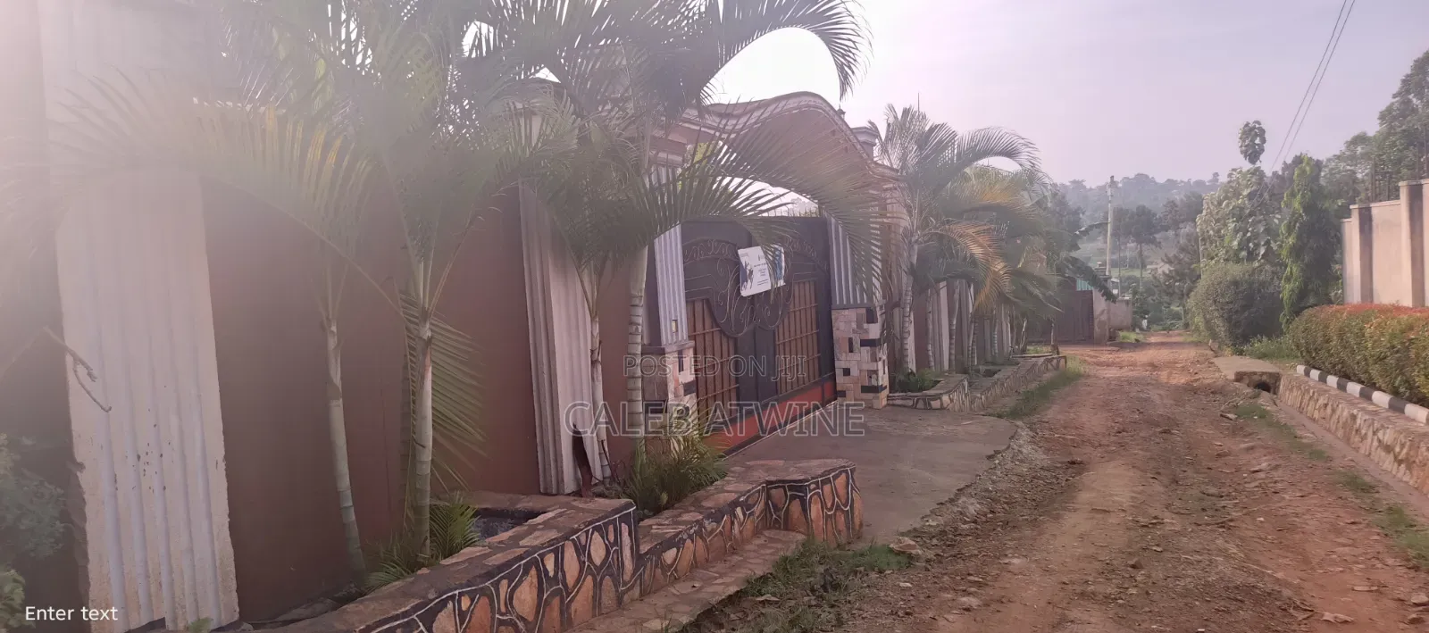 5bdrm Bungalow in Mayilikiti Estate, Central Division for sale