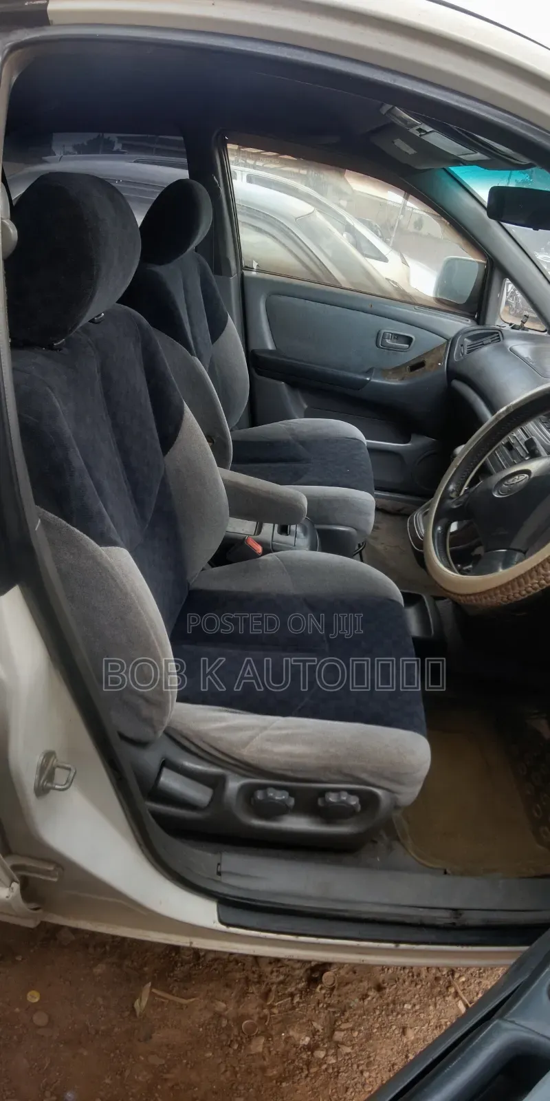 Toyota Harrier 3.0 V6 2000 White