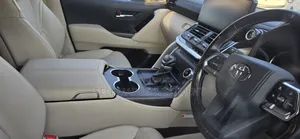 Toyota Land Cruiser 2023 White
