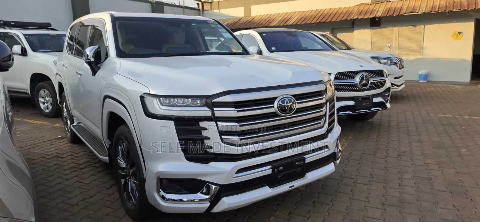 Toyota Land Cruiser 2023 White