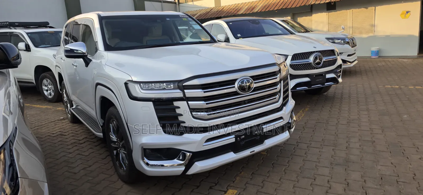 Toyota Land Cruiser 2023 White