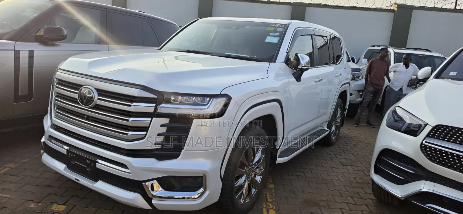 Toyota Land Cruiser 2023 White