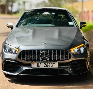 Mercedes-Benz E400 2020 Gray