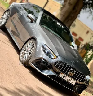 Mercedes-Benz E400 2020 Gray