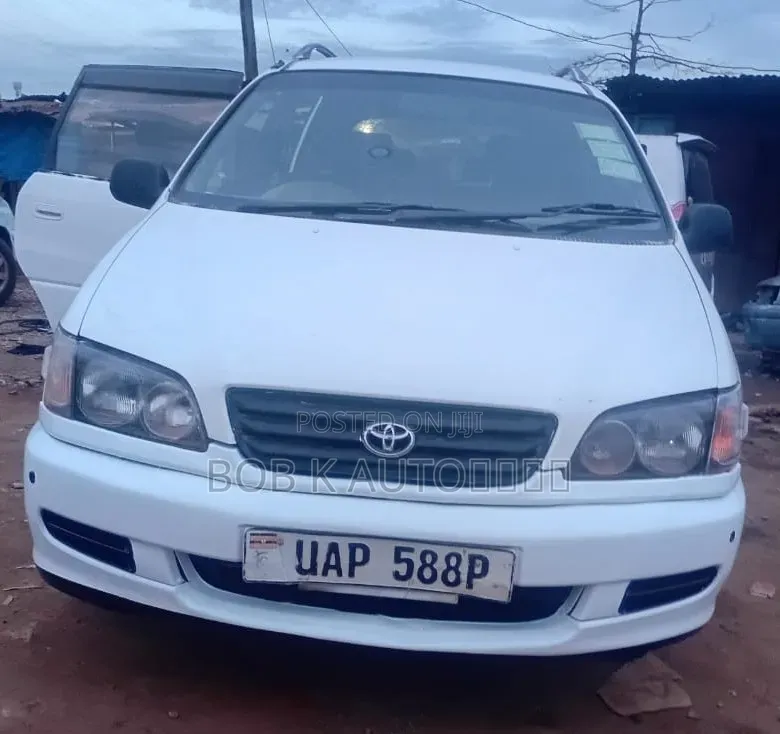 Toyota Ipsum 1998 White