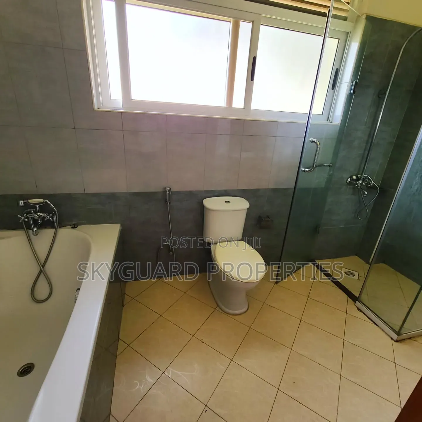 6bdrm House in Lubowa, Central Division for rent
