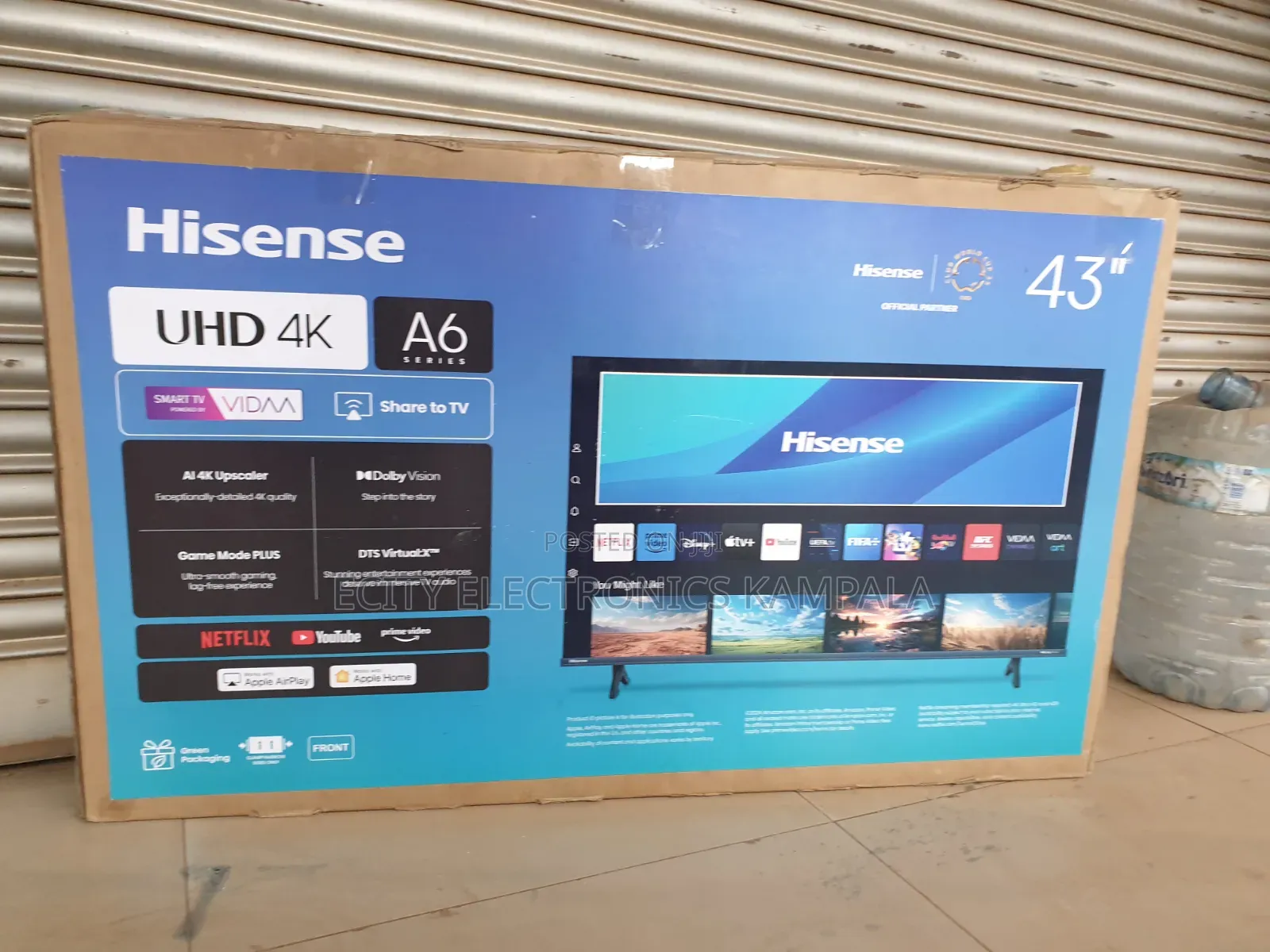 Boxed Hisense 43 Smart 