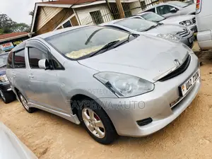 Toyota Wish 2005