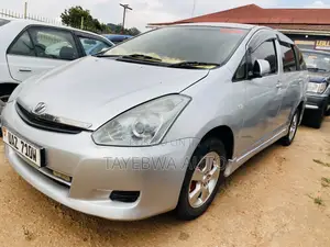 Toyota Wish 2005