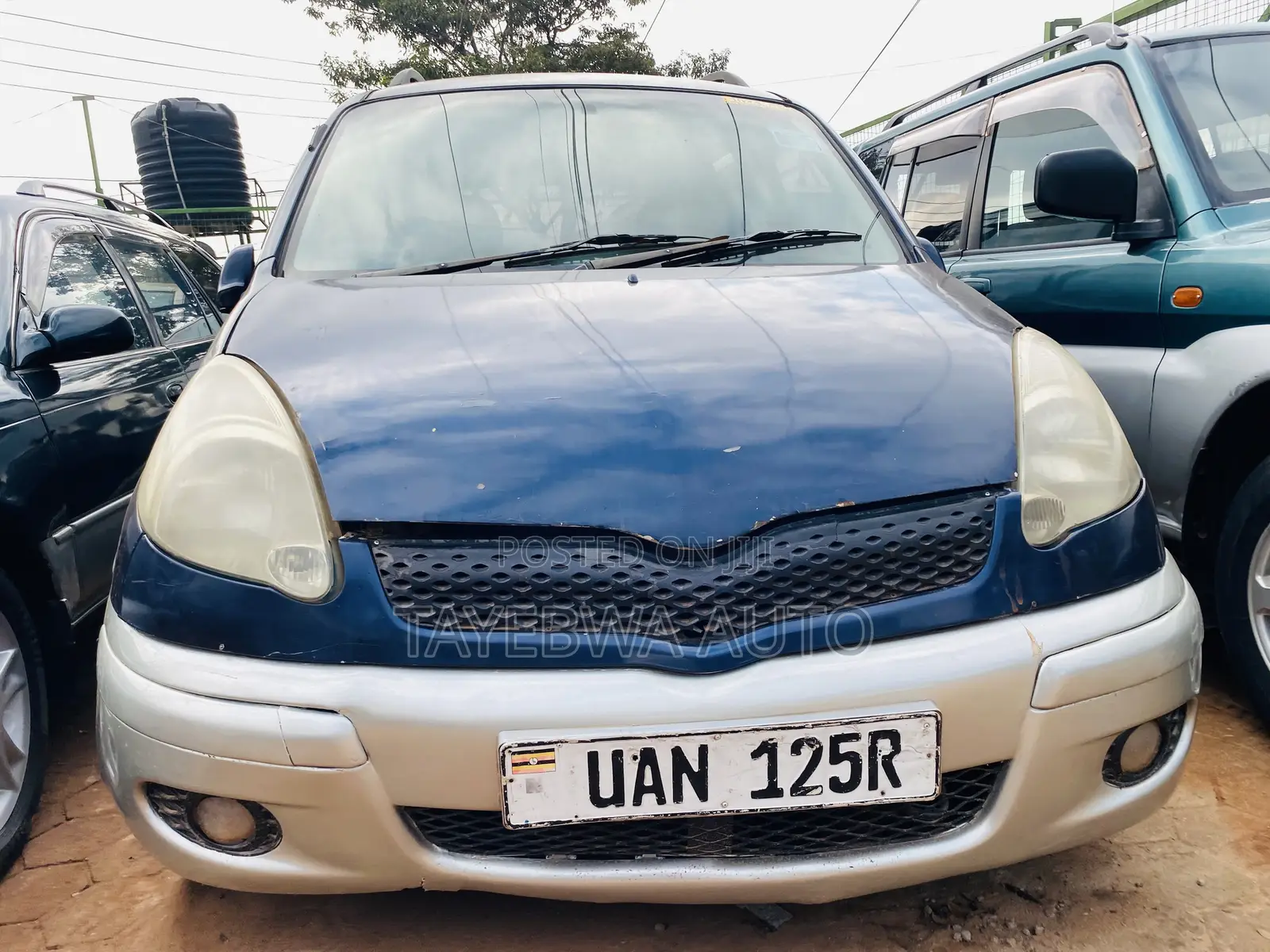 Toyota Fun Cargo 2002 Blue