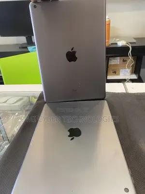 New Apple iPad 10.2 (2021) 16 GB Gray