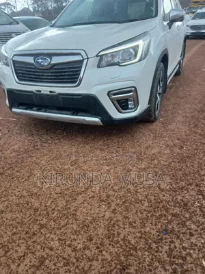 Subaru Forester 2018 White