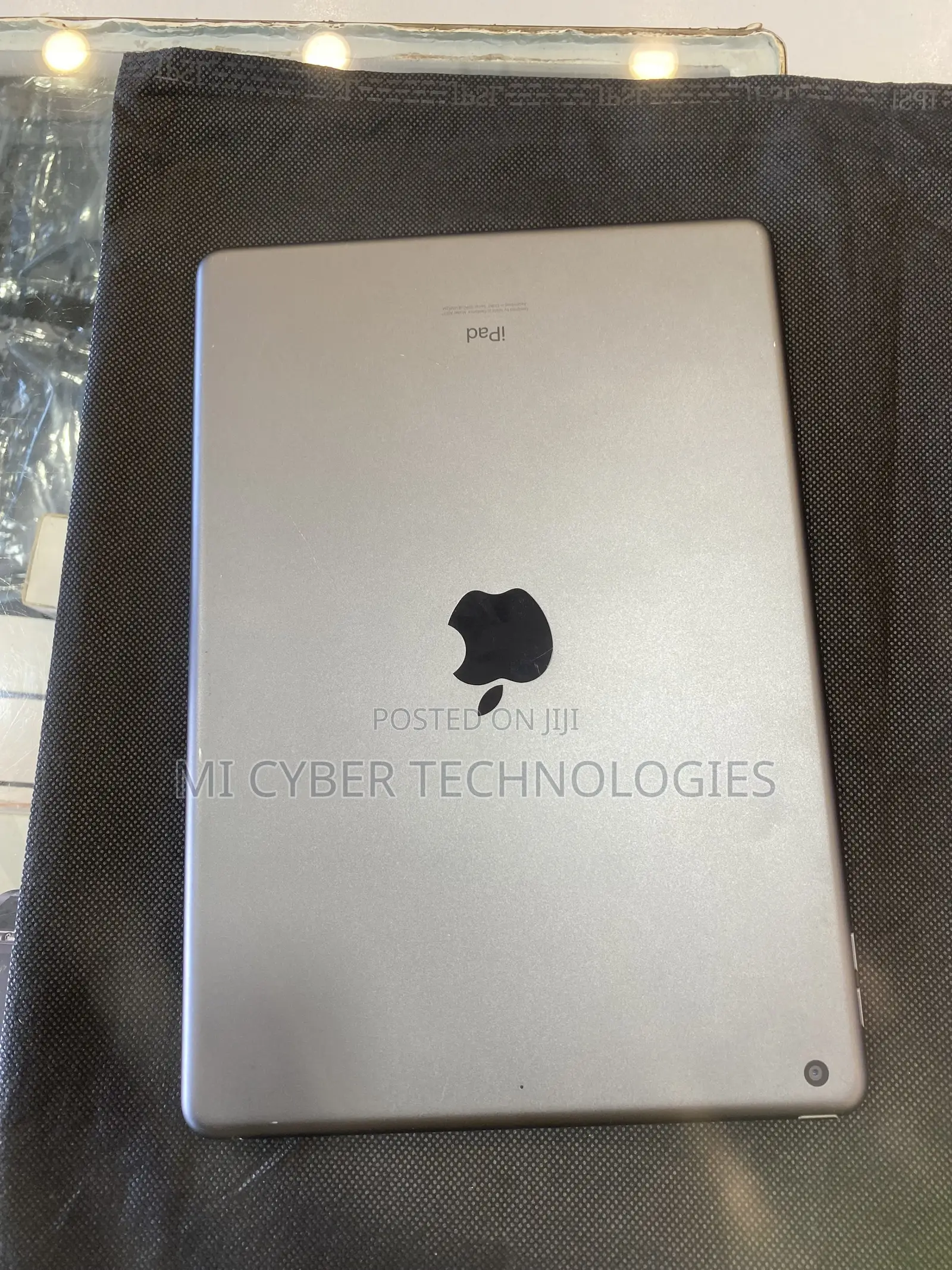 New Apple iPad 10.2 (2021) 16 GB Gray