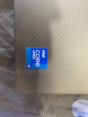 New Laptop Dell Precision 15 3520 16GB Intel Core i7 SSD 1T