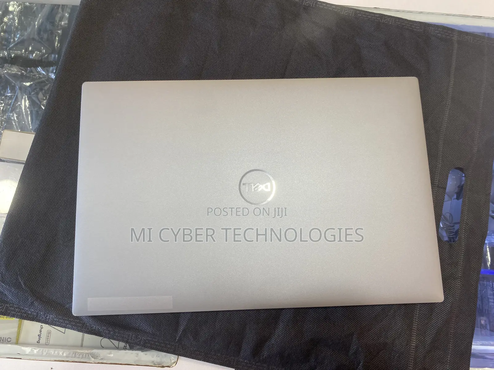 New Laptop Dell Precision 15 3520 16GB Intel Core i7 SSD 1T