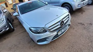 Mercedes-Benz E200 2018 Silver