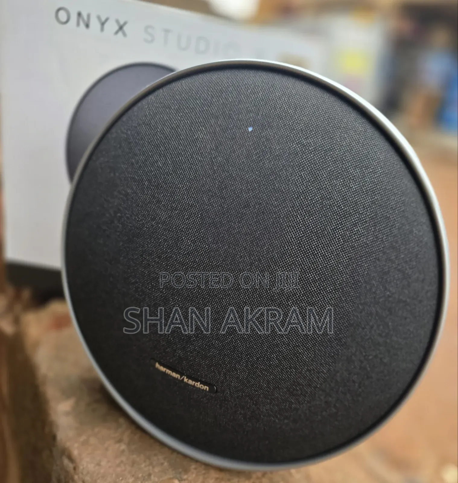 Onxy Studio 9