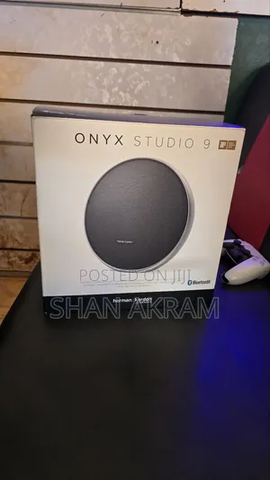 Onxy Studio 9