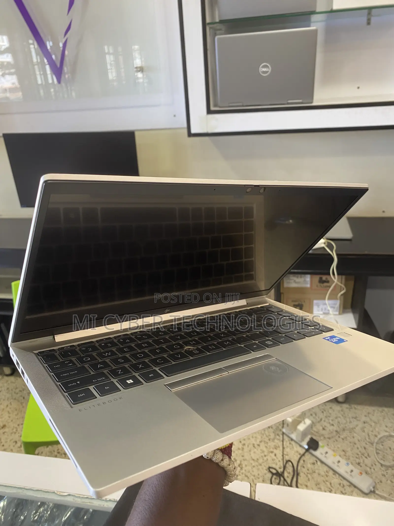 New Laptop HP EliteBook 840 G5 16GB Intel Core i5 SSD 1T