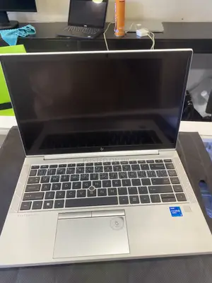 New Laptop HP EliteBook 840 G5 16GB Intel Core i5 SSD 1T