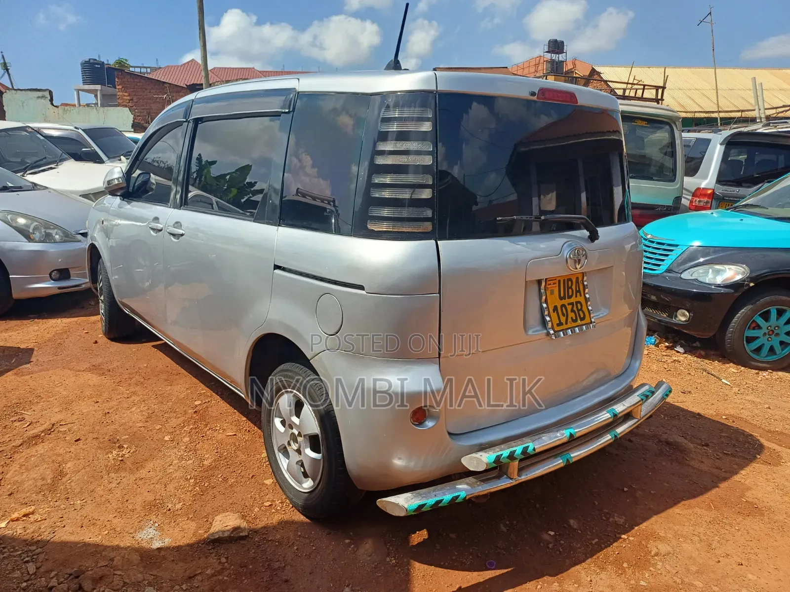 Toyota Sienta 2006 Silver