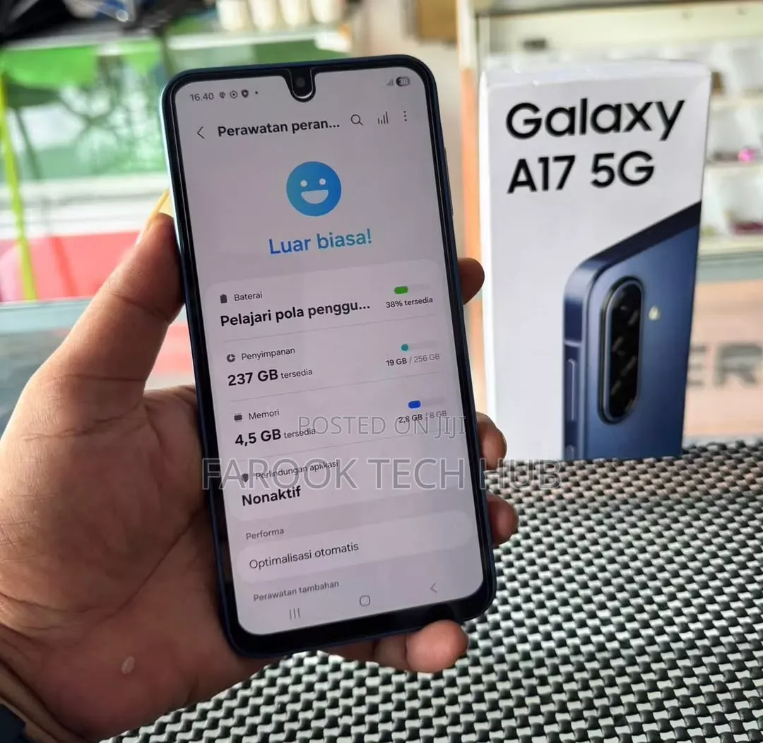 New Samsung Galaxy A17 5G 256 GB Blue