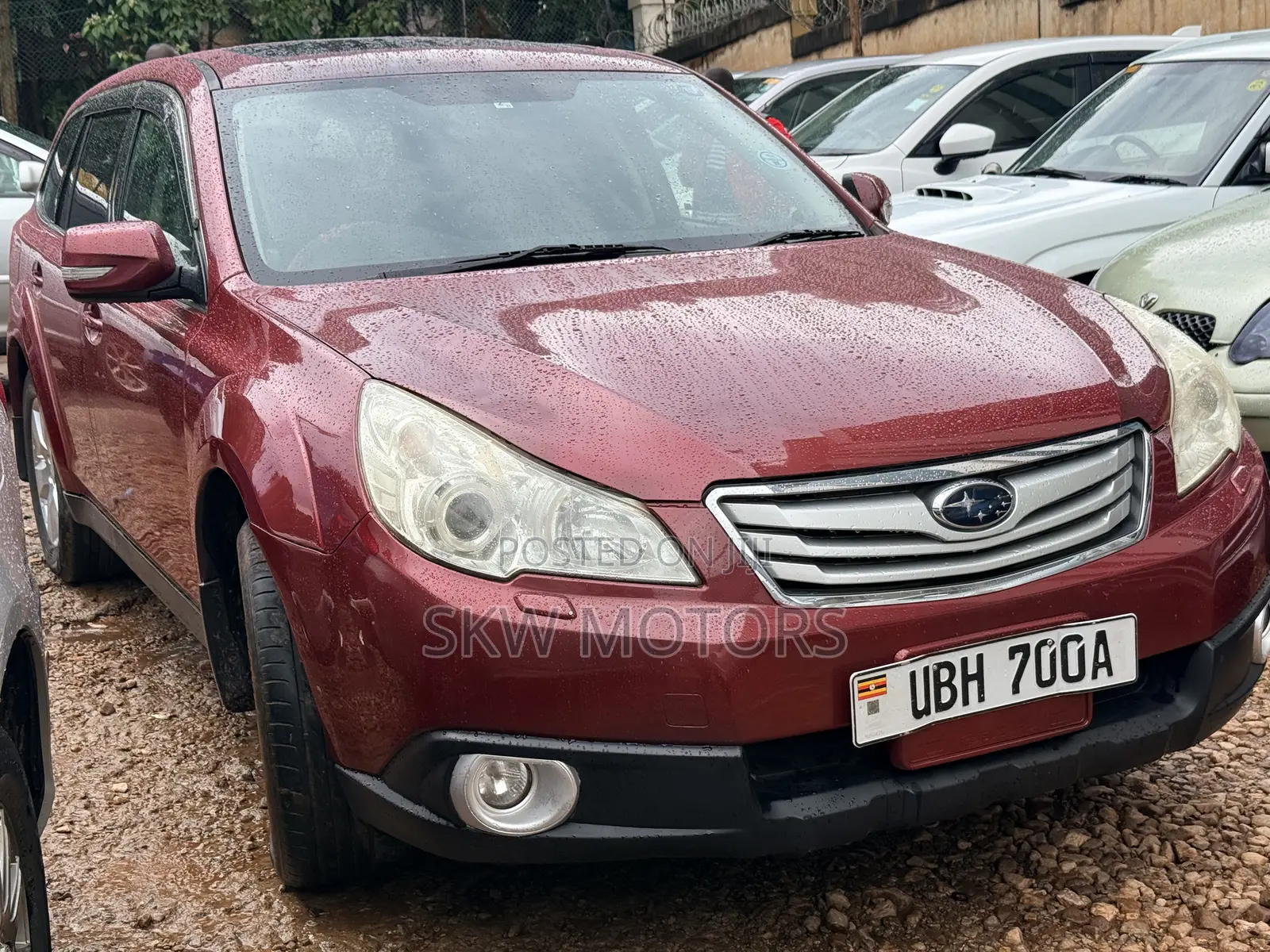Subaru Outback 2011 Red