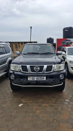 Nissan Patrol 2012 Black