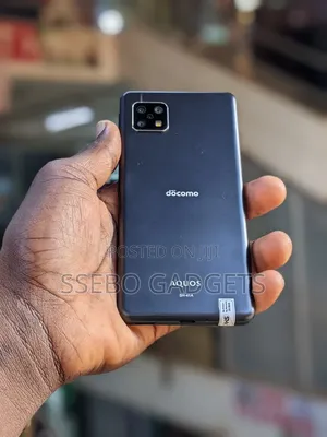 Sharp Aquos sense5G 64 GB Black
