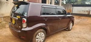 Toyota Rumion 2025 Maroon