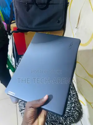 New Laptop Lenovo Yoga 9i 16GB AMD Ryzen 7 SSD 512GB