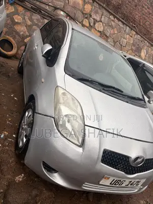 Toyota Premio 2010 Silver