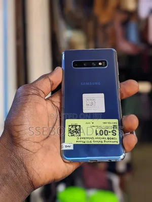 Samsung Galaxy S10 128 GB Blue
