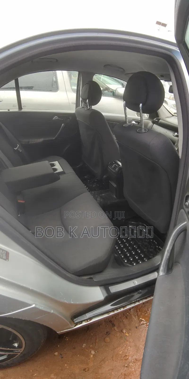 Mercedes-Benz C180 2004 Silver